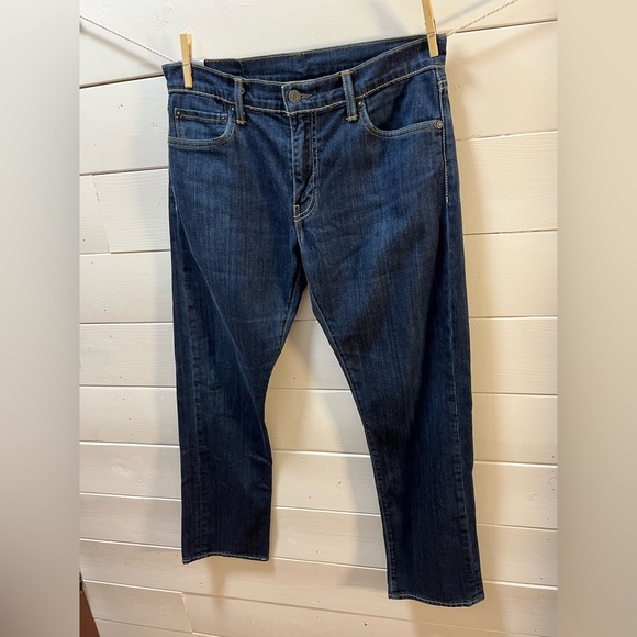 LEVI’S Men’s 504 Straight Jeans Dark Wash - Size W32 L30 - Picture 4 of 9